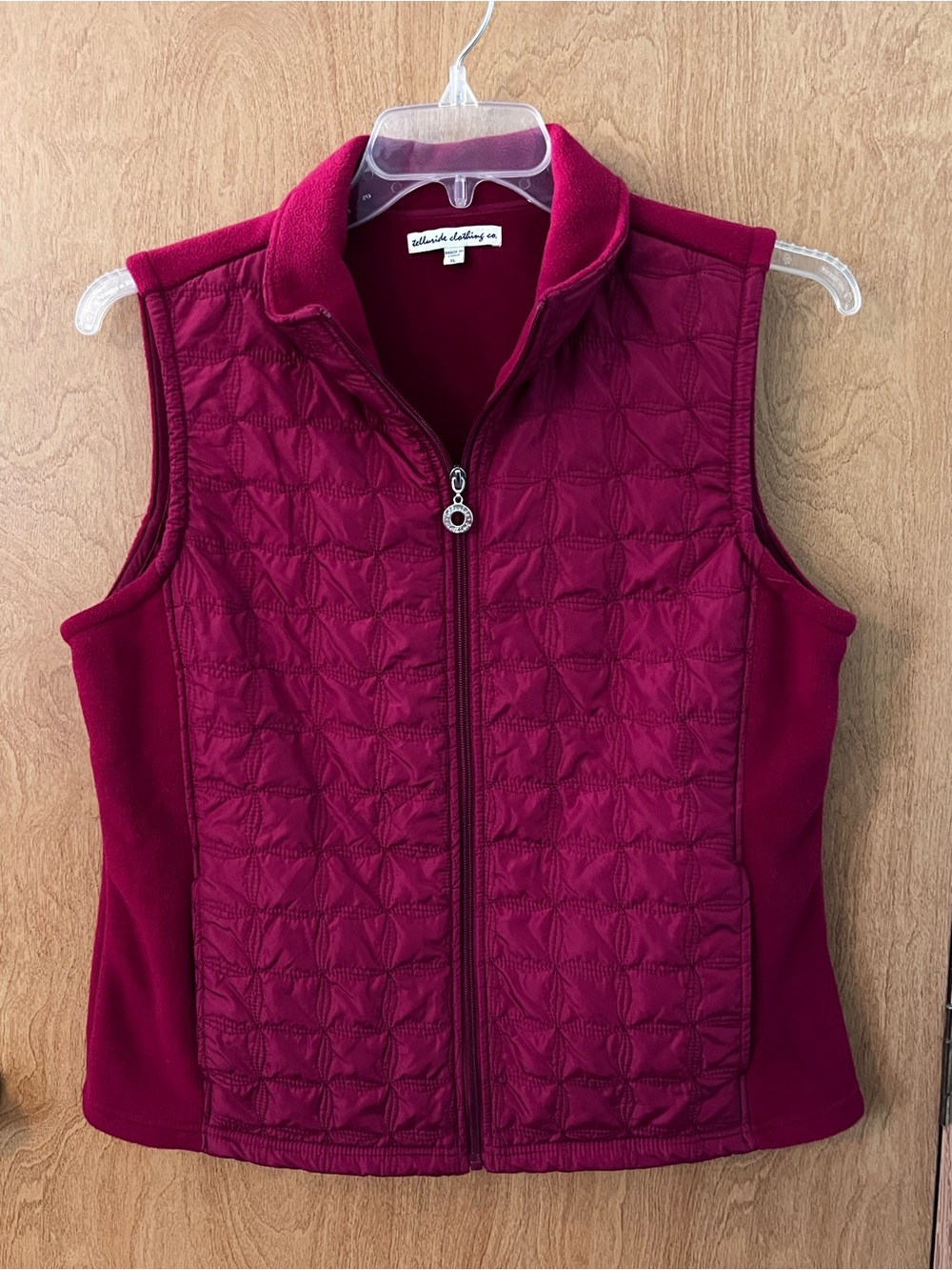 Telluride Clothing Company Quilted / Fleece Vest - Burgundy Zip Up Size XL EUC